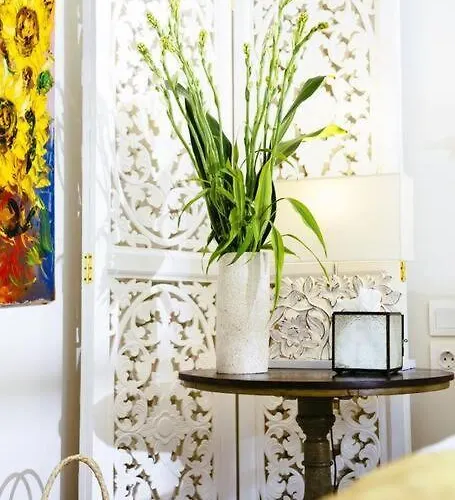 Kayan - Gorgeous 2br Gem, Fabulous Location Steps From Restaurants, Cafes And Shopping * Seminyak