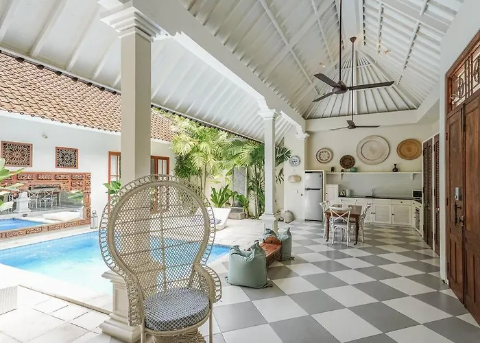 Kayan - Gorgeous 2br Gem, Fabulous Location Steps From Restaurants, Cafes And Shopping Villa Seminyak