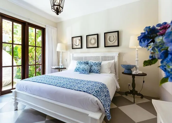 Kayan - Gorgeous 2br Gem, Fabulous Location Steps From Restaurants, Cafes And Shopping *