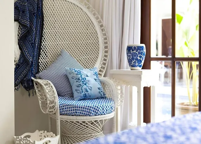 Villa Kayan - Gorgeous 2br Gem, Fabulous Location Steps From Restaurants, Cafes And Shopping *